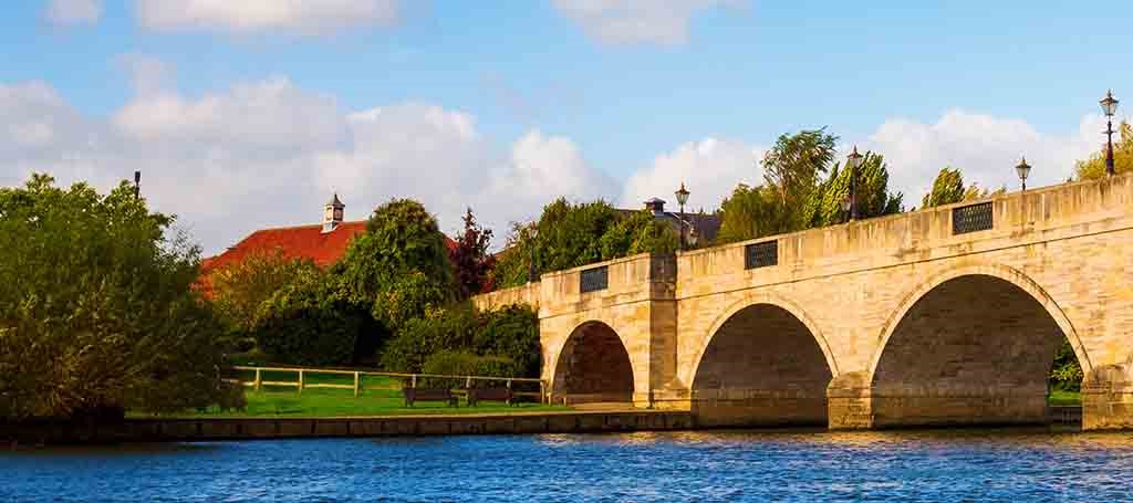 Holidays to Staines upon Thames
