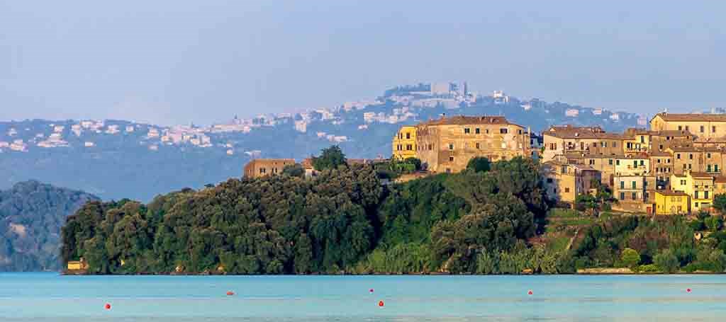 Hotels in Forano